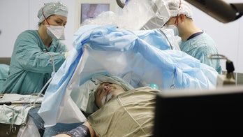 Average person just as smart as rocket scientist and neurosurgeon, study finds