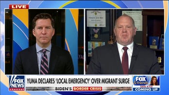 Tom Homan sounds alarm on Arizona border surge: Migrants crossing 'unimpeded' into Yuma