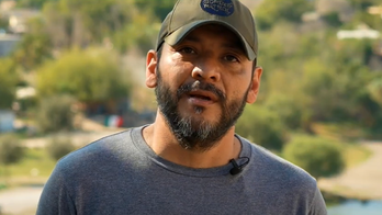 Border agent slams Biden's 'political stunt' vax mandate, says it will make border crisis worse