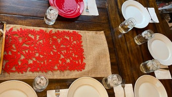 Mom's 'red plate' hack is the heartfelt dinnertime tradition to adopt tonight