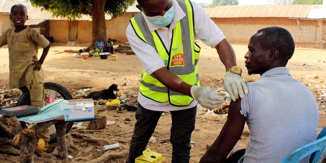 Nigeria destruye 1 millón de vacunas COVID-19 donadas y vencidas