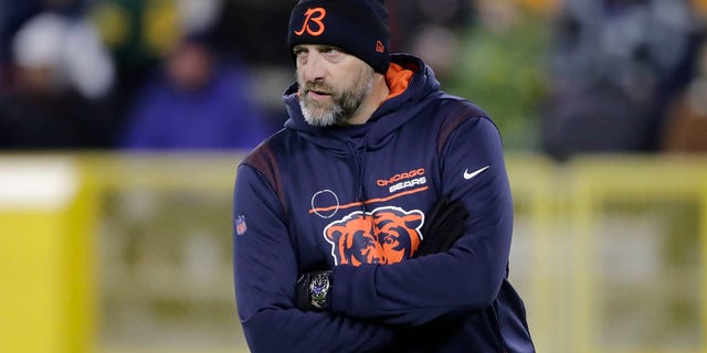 Chicago Bears head coach Matt Nagy is seen before an NFL football game against the Green Bay Packers Sunday, dic. 12, 2021, in Green Bay, Wis.