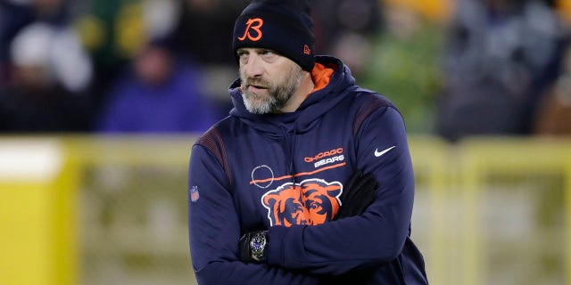 Chicago Bears head coach Matt Nagy is seen before an NFL football game against the Green Bay Packers Sunday, dic. 12, 2021, in Green Bay, Wis.