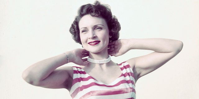 Betty White did some modeling and by the 1940s was getting work appearing on the radio. 