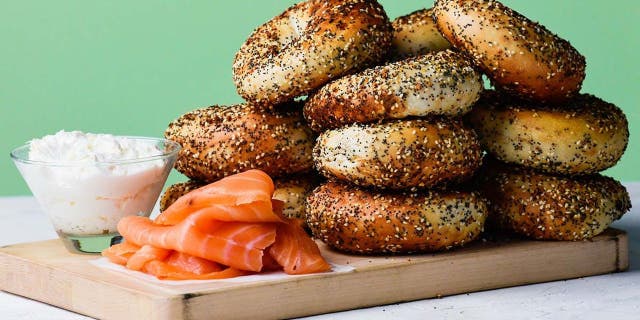 Goldbelly Black Seed Bagels