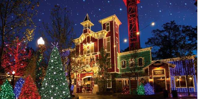 christmas towns to visit 2023