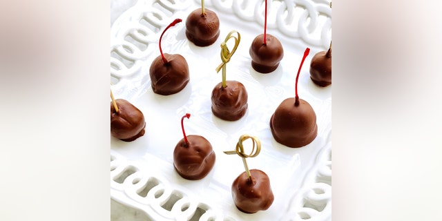 "Vous aimerez l'explosion de saveur bourbon suivie de l'amertume du chocolat mi-sucré," dit Morgan, ajoutant qu'un verre de vin rouge se marie parfaitement avec la gâterie réservée aux adultes. (Avec l'aimable autorisation de Quiche My Grits)