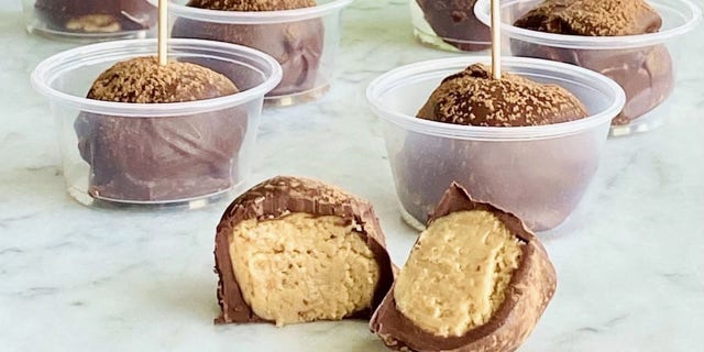 Quiche My Grits Chocolate Peanut Butter Balls (courtesy Quiche My Grits)