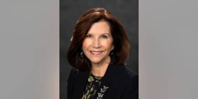 Elaine Tholen, Fairfax County Public Schools