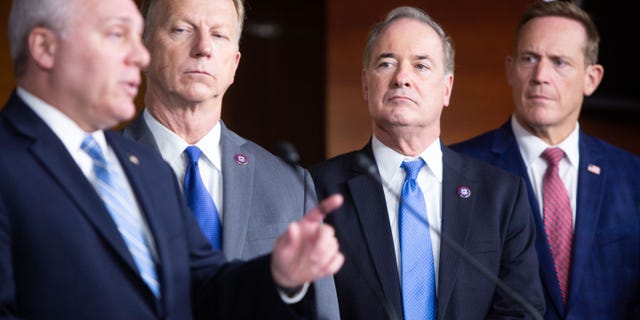 House Majority Leader Steve Scalise, RSC Chair Kevin Hern and other Republicans will be pushing for spending cuts this year. (Photo by Allison Shelley/Getty Images)