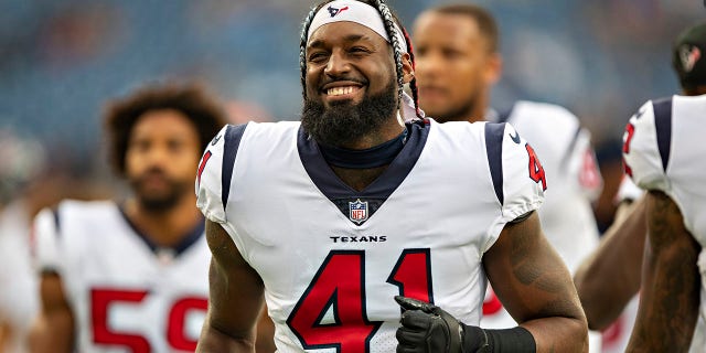 Zach Cunningham (41) of the Houston Texans warms up before a game against the Tennessee Titans at Nissan Stadium Nov. 21, 2021 in Nashville, Tenn.