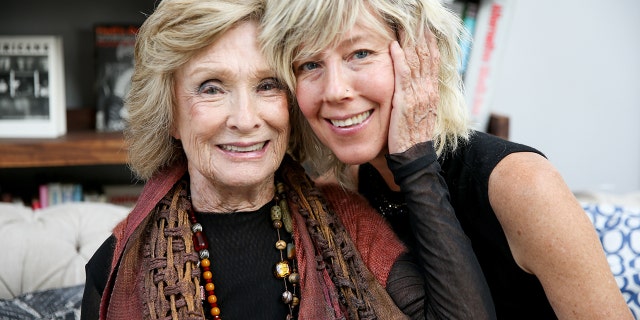 Cloris Leachman and daughter Dinah Englund in 2017.