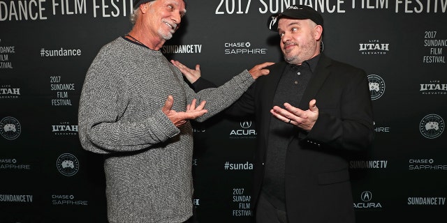Bill Kreutzmann (엘) with his son Justin Kreutzmann.