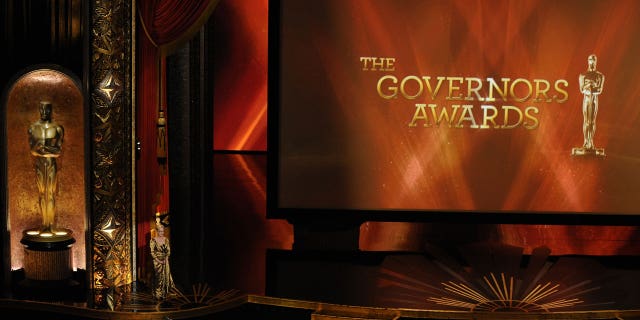 The Academy of Motion Picture Arts and Sciences has decided to postpone its Governors Awards ceremony, which was scheduled for Jan. 15 a Los Angeles. New plans for the untelevised but always star-studded event, which hands out honorary Oscars, will come at a later date, an academy spokesperson said Wednesday, Dic. 22, 2021.