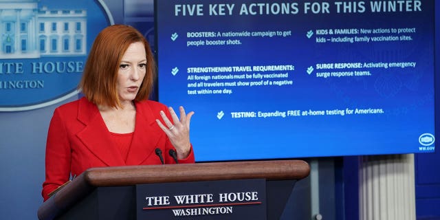 White House press secretary Jen Psaki speaks about the Biden administration's plan to fight COVID-19 this winter during a press briefing at the White House in Washington, 我ら。, 12月 2, 2021. REUTERS/Kevin Lamarque