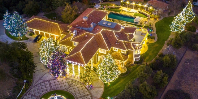 Jamie Foxx's home decked out in colorful Christmas lights.