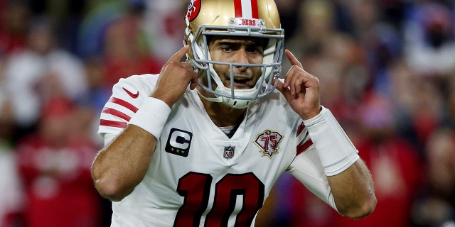 Jimmy Garoppolo of the San Francisco 49ers calls out instructions in the first quarter against the Tennessee Titans at Nissan Stadium Dec. 23, 2021, in Nashville.