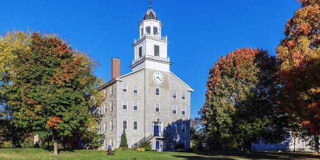 Vermont's Middlebury College reverts to remote learning due to COVID-19 ...