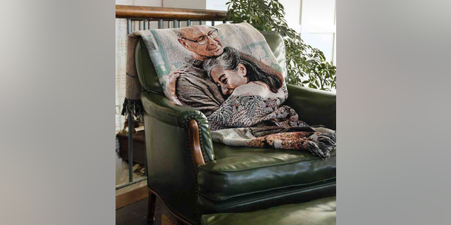Mimeo Photos personalized photo cover