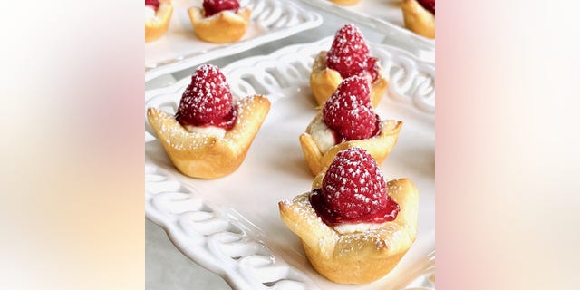 Raspberry Goat Cheese Bites