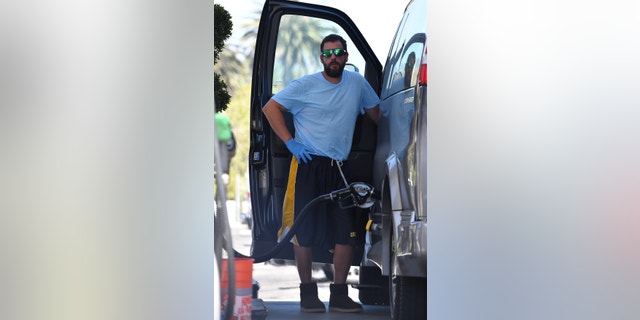 Adam Sandler's signature style has landed him in the No. 1 spot on Google's 2021 top ‘celebrity outfits’ list.