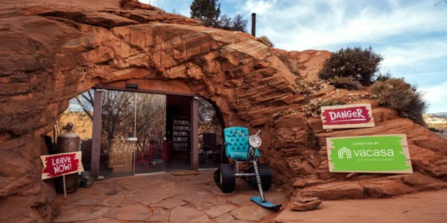 Stays at the Grinch cave will cost $ 19.57 a night, which is a reference to the year that the book was first published.