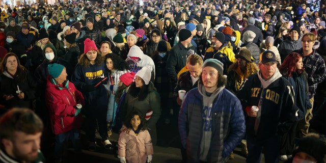 Crumbley Parents Charges 'absolutely Warranted,' Each Could Face 15 Years, Former US Attorney Says - Fox News 3 People attend a vigil downtown to honor those killed and wounded during the recent shooting at Oxford High School on December 03, 2021 in Oxford, Michigan. (Photo by Scott Olson/Getty Images)