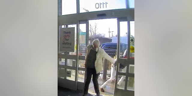 An 81-year-old woman was injured when a suspect thief tried ripping her purse from her as she was entering a Minnesota Walgreens in broad daylight.