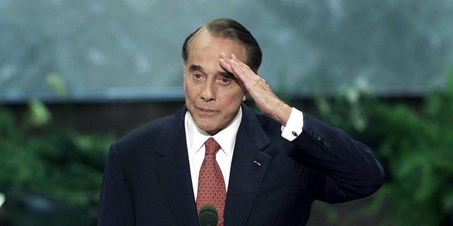 Bob Dole, longtime GOP senator and presidential candidate, dead at 98