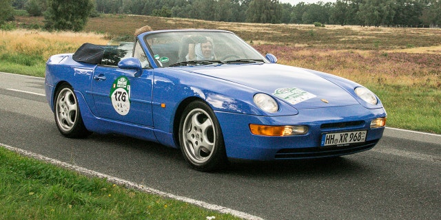 The front-engine 968 is an evolution of the 944.