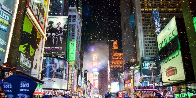 The New Year's Eve ball drop in Time Square dates back to 1907.