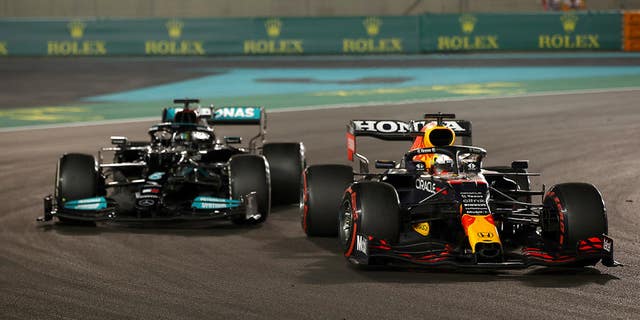 Verstappen was able to pass Hamilton thanks to his car's fresher, softer compound tires.