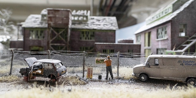 George Simon based his train set on his childhood home from the 1980s.