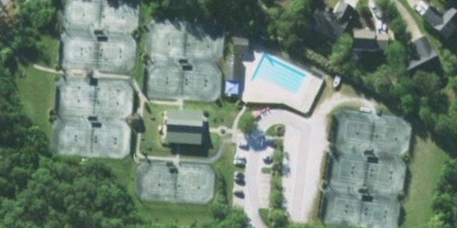 The Holly Tree Racquet Club has 10 tennis courts and a pool in Wilmington, North Carolina. 