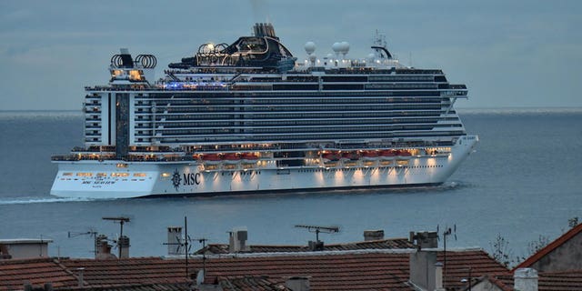 woman jumps off cruise ship msc