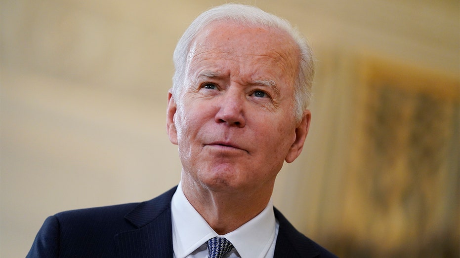 Biden admin ripped for ‘agonizing’ FAFSA rollout as families stuck in financial limbo: ‘Inexcusable’