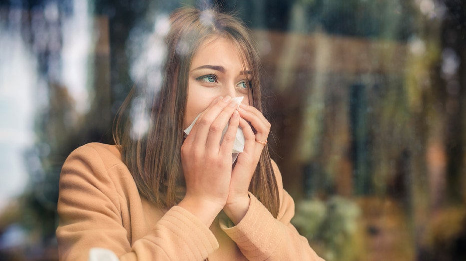 Have a cold or flu? Here’s how to know if you can still work out: ‘Use the neck check’