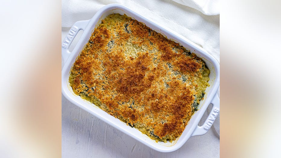 This spinach-Parmesan casserole will be on your Christmas table in 20 ...