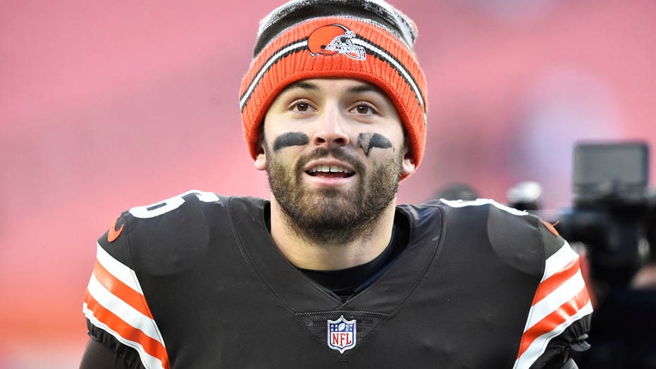 Baker Mayfield rips NFL amid Browns' COVID outbreak, calls for delaying Saturday's game