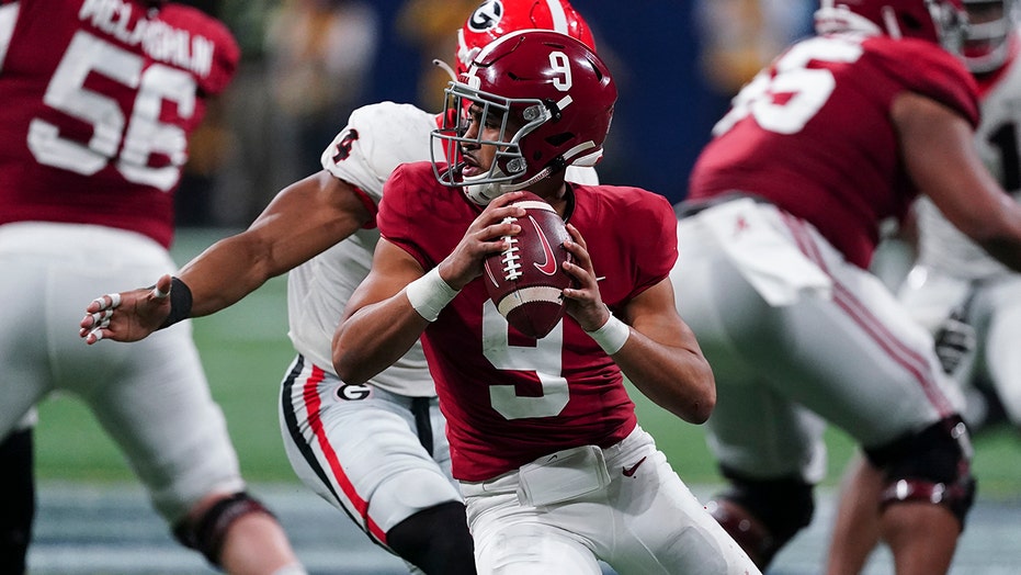 College Football Playoff: Matchups, times & what to know