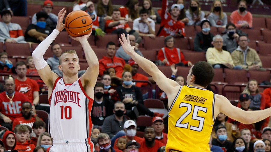 Young, Ahrens lead No. 21 Ohio State past Towson 85-74 | Fox News