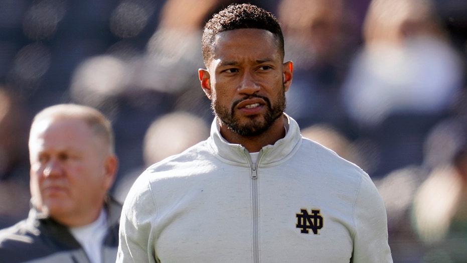Notre Dame promotes Marcus Freeman to head football coach