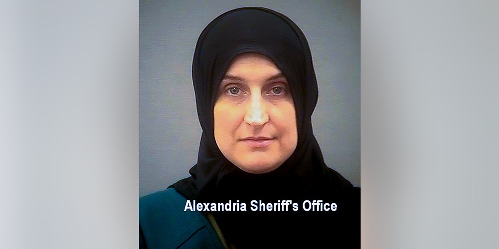 Family of Kansas woman who allegedly joined ISIS wants nothing to do with her - Vimarsana News