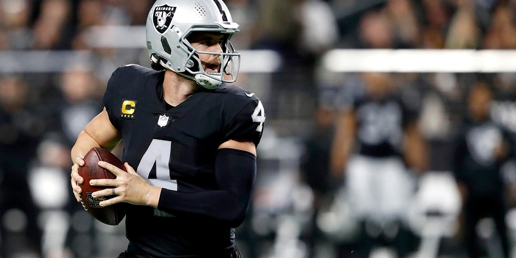 New Orleans Saints agree to terms with quarterback Derek Carr on four-year  contract