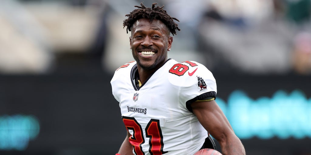 Buccaneers news: Antonio Brown aiming to slap Tampa Bay with lawsuit after  wild saga