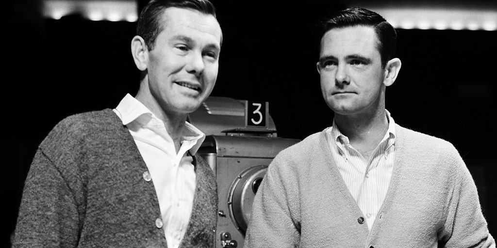 Dick Carson, director on 'The Tonight Show' and Johnny Carson's brother, dead at 92 - Vimarsana News