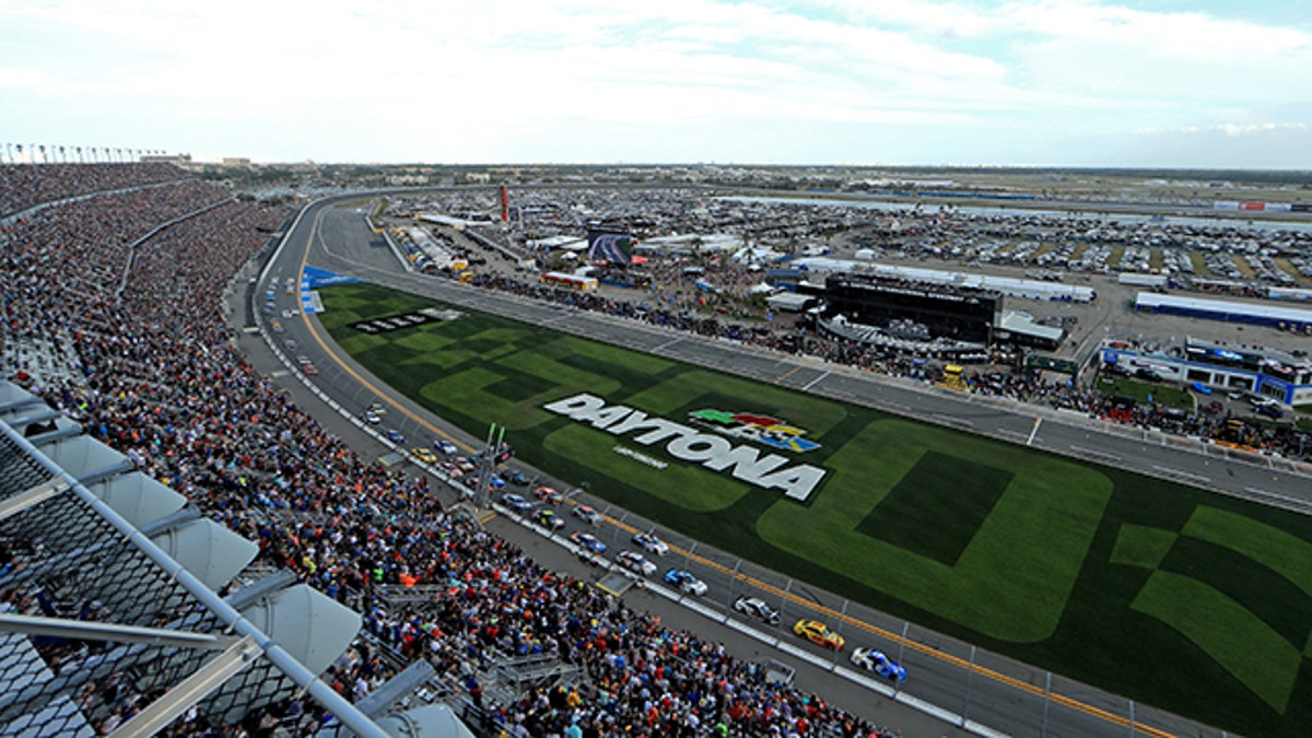 NASCARs Daytona 500 is sold out with over 101,000 fans expected Fox News