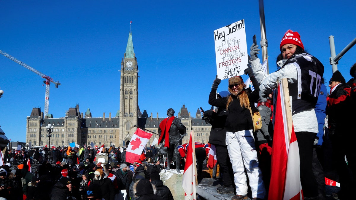 Canadian truckers protest