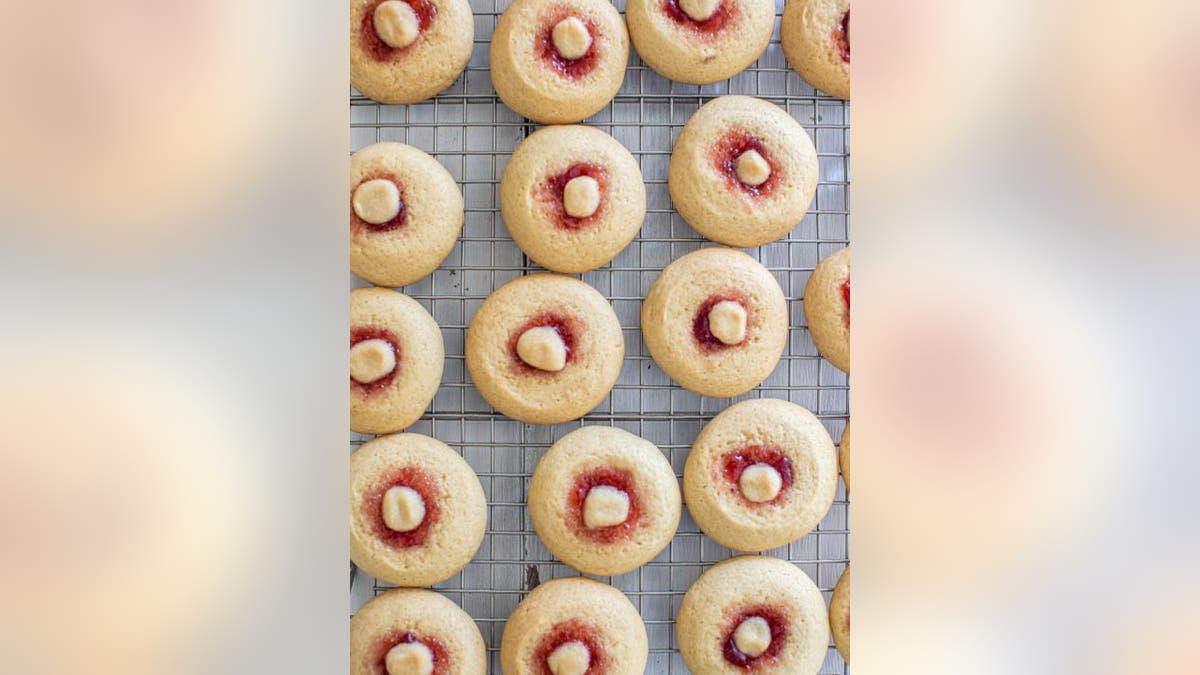 Liza Gershman Rhubarb-Filled Cookies 
