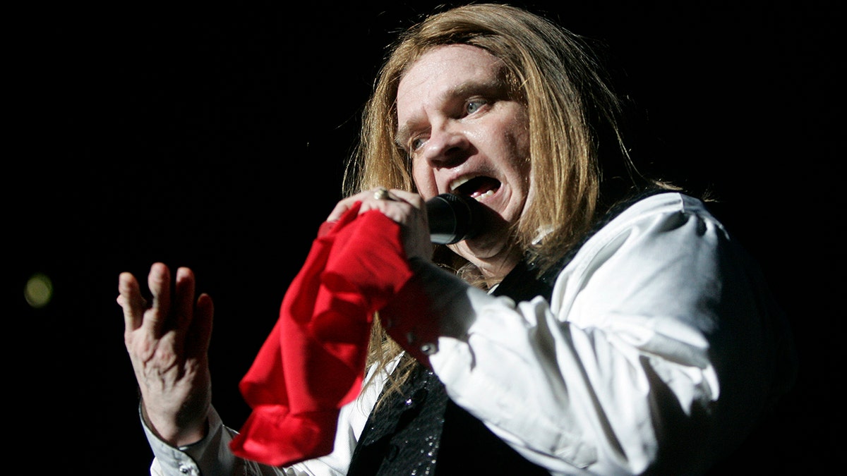 Rocker Meat Loaf died at age 74.